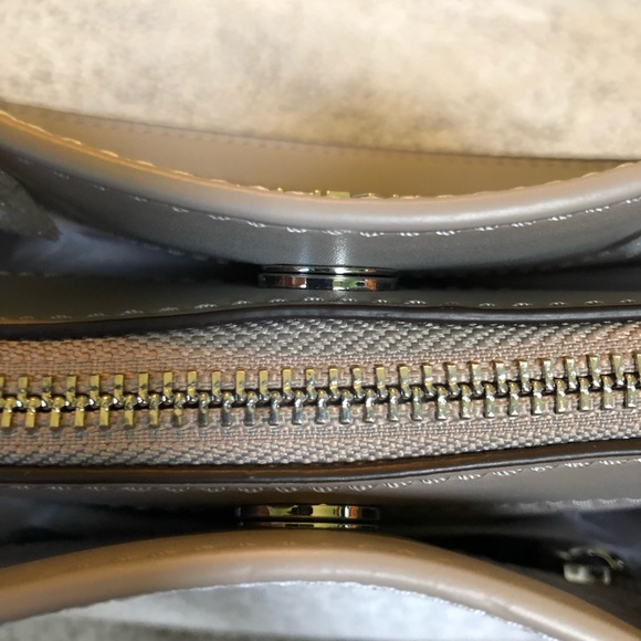 Michael Kors purses - Picture 6 of 7